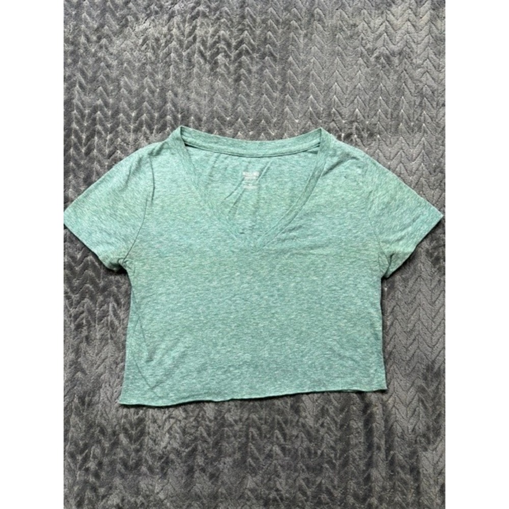Mossimo Supply Co Womens V-Neck Short Sleeve Crop Top Size M 0618
